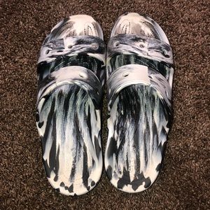 Men’s crocs sandals